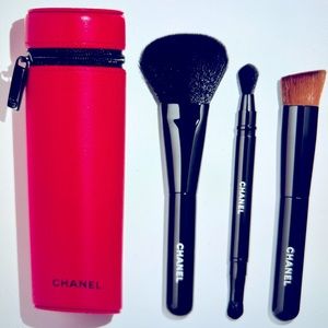 Chanel brush set with case & box.  Brand new